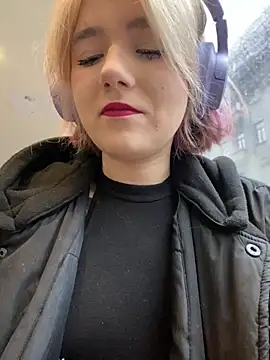 Snapshot of Baby__Naughty chatting on January 27, 8:18 am Baby Naughty online show from January 27, 8:18 am