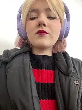 Snapshot of Baby__Naughty chatting on February 8, 8:20 am Baby Naughty online show from February 8, 8:20 am