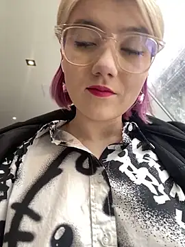 Snapshot of Baby__Naughty chatting on February 13, 8:06 am Baby Naughty online show from February 13, 8:06 am