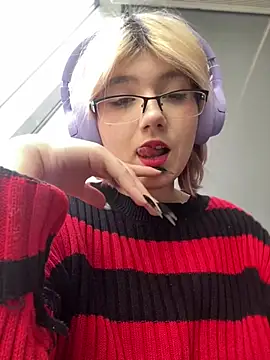 Snapshot of Baby__Naughty chatting on February 17, 11:13 am Baby Naughty online show from February 17, 11:13 am