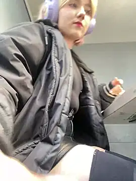 Snapshot of Baby__Naughty chatting on March 9, 2:10 pm Baby Naughty online show from March 9, 2:10 pm