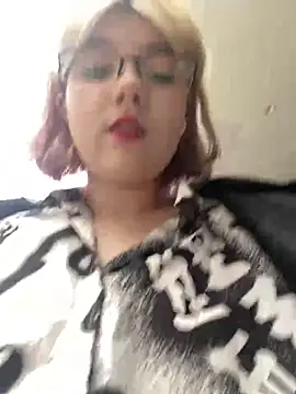 Snapshot of Baby__Naughty chatting on March 10, 11:21 am Baby Naughty online show from March 10, 11:21 am