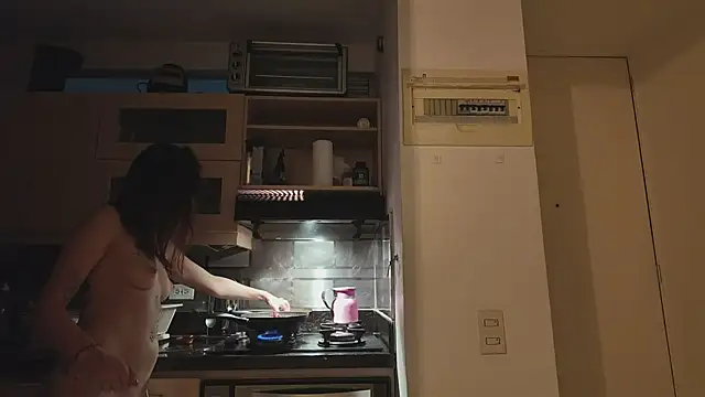 Snapshot of juanasnz99 chatting on March 10, 5:33 am juanasnz99 online show from March 10, 5:33 am