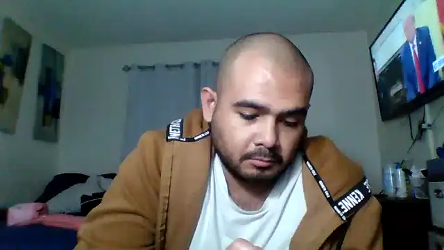 JooveyRose online show from March 2, 9:42 am