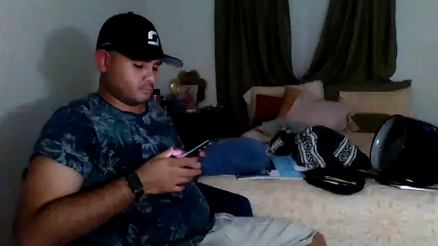 JooveyRose online show from October 3, 1:24 am