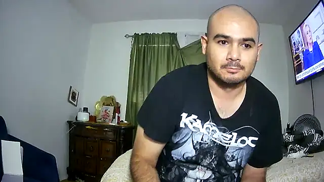 JooveyRose online show from October 5, 5:44 pm