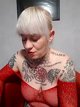 Snapshot of poussichienne chatting on October 23, 2:05 pm poussichienne online show from October 23, 2:05 pm