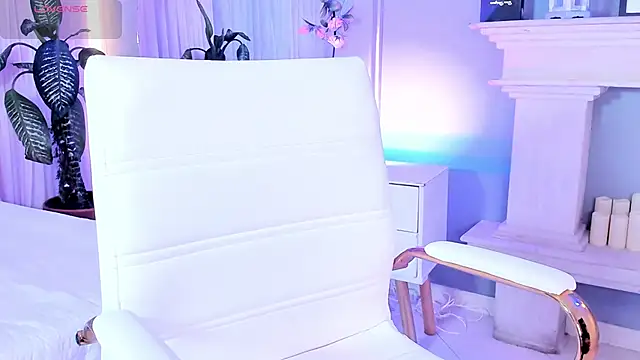 Snapshot of tiffany_becker chatting on December 22, 11:40 am tiffany becker online show from December 22, 11:40 am