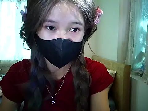 Snapshot of thithi8369 chatting on November 25, 3:39 am thithi8369 online show from November 25, 3:39 am