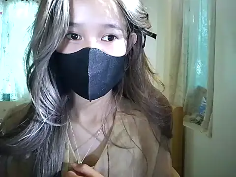 Snapshot of thithi8369 chatting on November 28, 4:26 am thithi8369 online show from November 28, 4:26 am