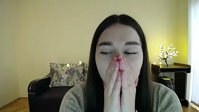 Pretty shy online show from February 7, 9:26 am