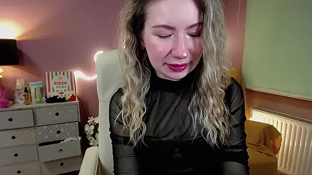 Mia Tasty online show from February 25, 2:33 pm