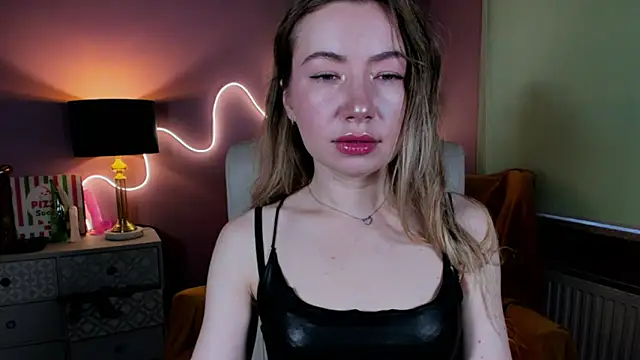 Mia Tasty online show from November 8, 7:30 am