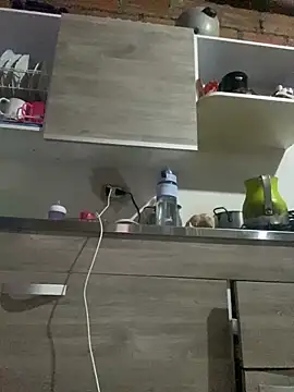 Emiily lee online show from February 2, 11:21 pm