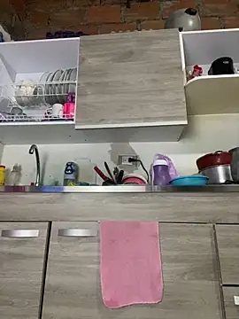 Emiily lee online show from February 13, 10:44 am