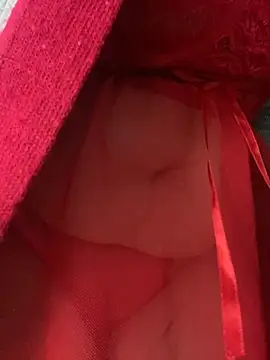 Emiily lee online show from February 14, 9:56 am