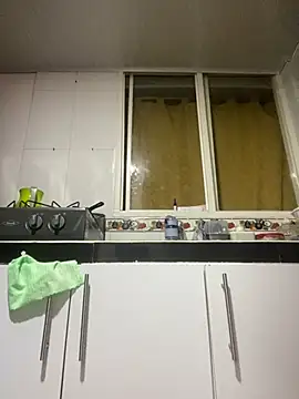 Emiily lee online show from March 11, 9:45 am