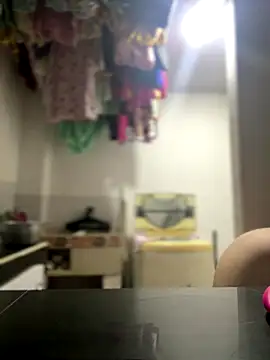 Emiily lee online show from October 22, 9:31 am