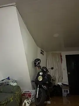 Emiily lee online show from March 10, 9:14 am