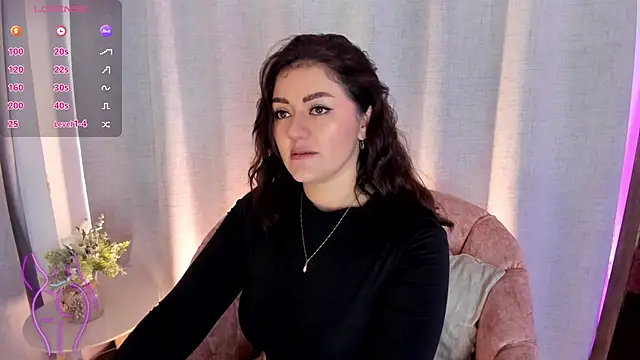 Snapshot of Sofiawilson_ chatting on February 26, 12:58 pm Sofiawilson online show from February 26, 12:58 pm