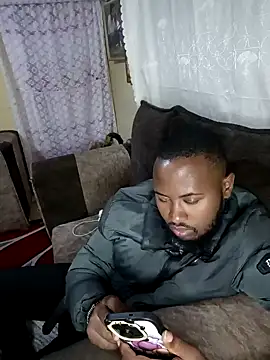 Snapshot of Ibrahimskrr chatting on January 18, 11:11 pm Ibrahimskrr online show from January 18, 11:11 pm