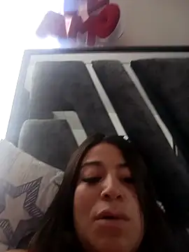 Snapshot of Alona_Evans chatting on January 30, 4:02 pm Alona Evans online show from January 30, 4:02 pm