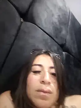 Snapshot of Alona_Evans chatting on February 10, 6:45 pm Alona Evans online show from February 10, 6:45 pm