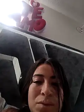 Snapshot of Alona_Evans chatting on February 11, 6:01 pm Alona Evans online show from February 11, 6:01 pm