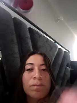 Snapshot of Alona_Evans chatting on February 12, 10:24 am Alona Evans online show from February 12, 10:24 am