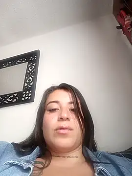 Snapshot of Alona_Evans chatting on March 18, 10:04 pm Alona Evans online show from March 18, 10:04 pm