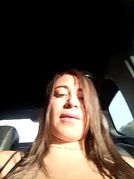 Snapshot of Alona_Evans chatting on March 20, 12:00 pm Alona Evans online show from March 20, 12:00 pm