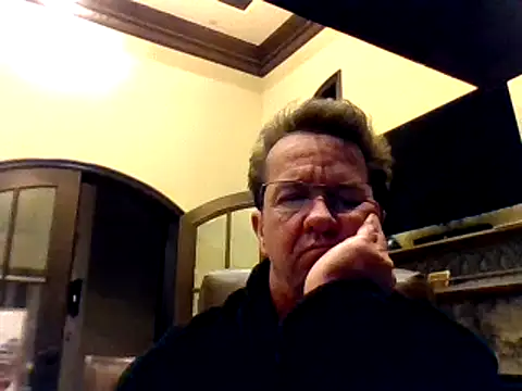 sluttydylan online show from March 14, 7:15 am