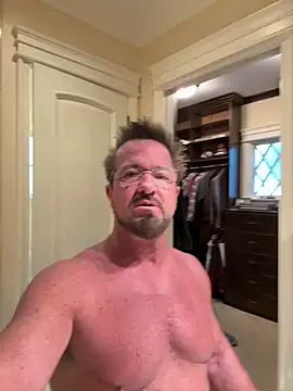 sluttydylan online show from September 27, 3:50 pm