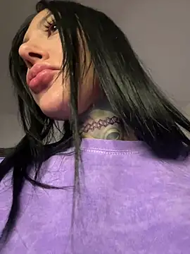 Cataleyasweet 19 online show from March 4, 9:32 pm