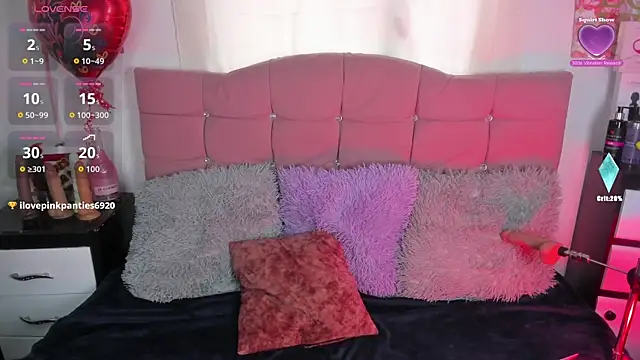 Snapshot of Sofi_lenox chatting on October 4, 11:30 am Sofi lenox online show from October 4, 11:30 am