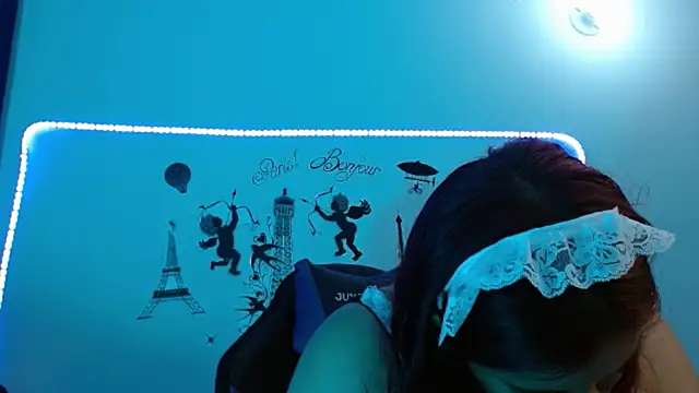 Snapshot of cata__gutierrez_ chatting on February 6, 4:53 am cata gutierrez online show from February 6, 4:53 am