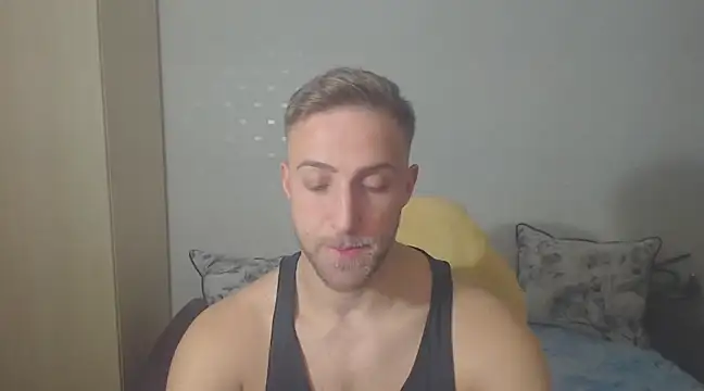 PrinceEagle online show from December 9, 8:23 pm