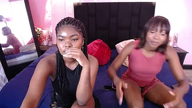 AdelynYasmin online show from October 7, 2:14 pm