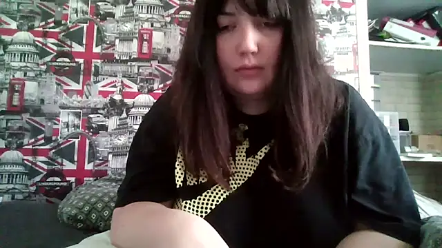 Lynylou online show from September 28, 12:21 pm