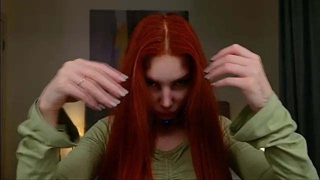 Snapshot of JudyWalkerr chatting on November 13, 2:21 am JudyWalkerr online show from November 13, 2:21 am