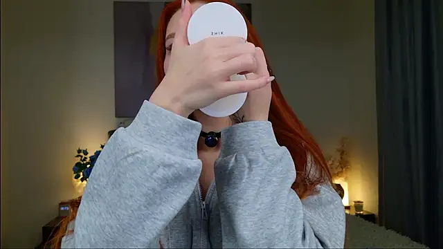 Snapshot of JudyWalkerr chatting on November 23, 2:33 am JudyWalkerr online show from November 23, 2:33 am