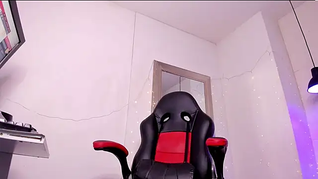 angel hardy dl online show from November 11, 12:05 pm