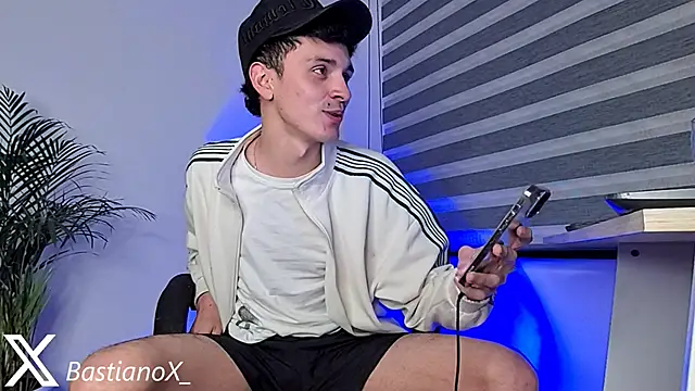 Snapshot of bastia_noooo chatting on November 4, 6:01 am bastia noooo online show from November 4, 6:01 am