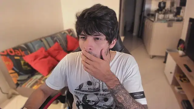 Snapshot of justin_stark7 chatting on October 22, 10:20 pm justin stark7 online show from October 22, 10:20 pm