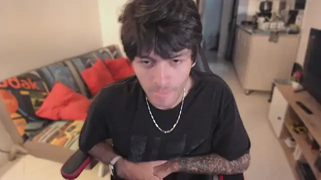 Snapshot of justin_stark7 chatting on October 29, 9:16 pm justin stark7 online show from October 29, 9:16 pm