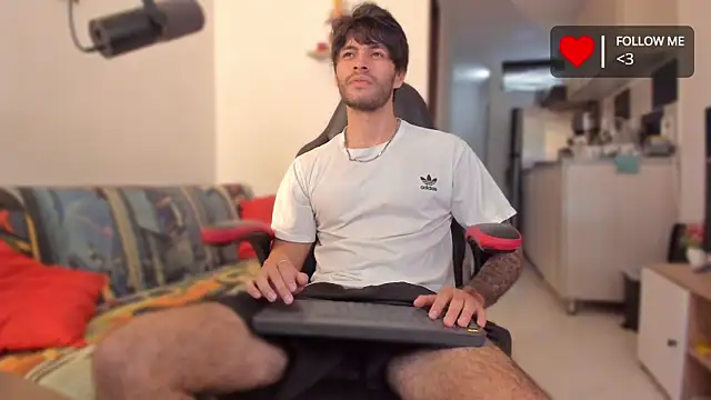 Snapshot of justin_stark7 chatting on November 26, 8:21 pm justin stark7 online show from November 26, 8:21 pm