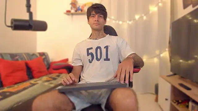 justin stark7 online show from February 13, 9:55 pm