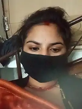 Snapshot of hotrasina chatting on January 7, 12:45 am hotrasina online show from January 7, 12:45 am