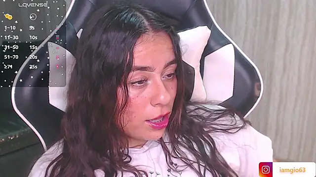 Georgina 1t online show from March 12, 2:56 pm