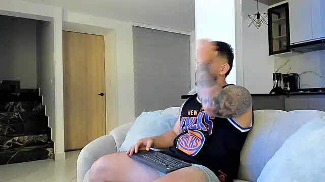 Ricardogo19 online show from January 15, 1:54 am